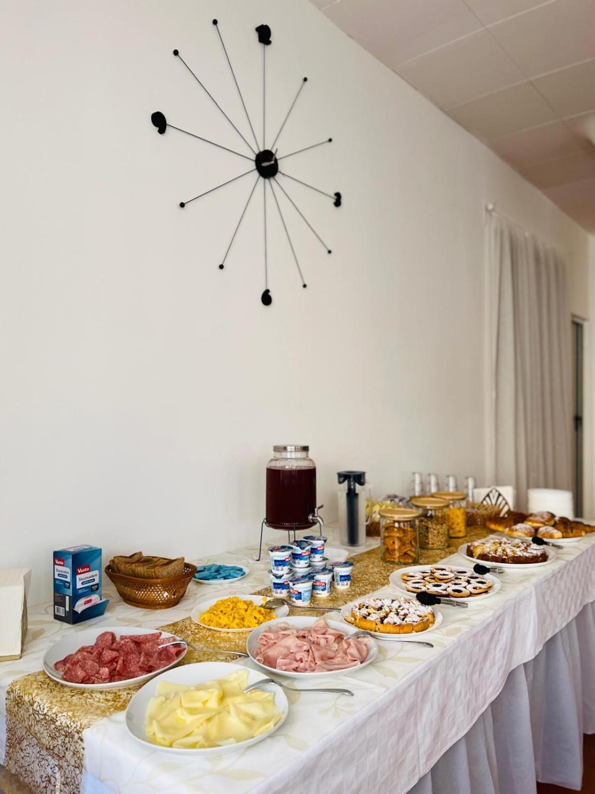 Hotel Villa Dei Fiori Bellaria – Igea Marina Kültér fotó