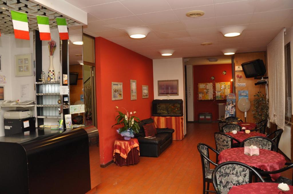 Hotel Villa Dei Fiori Bellaria – Igea Marina Kültér fotó